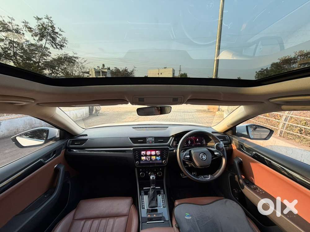 Skoda Superb 2023 Petrol 19000 Km Driven