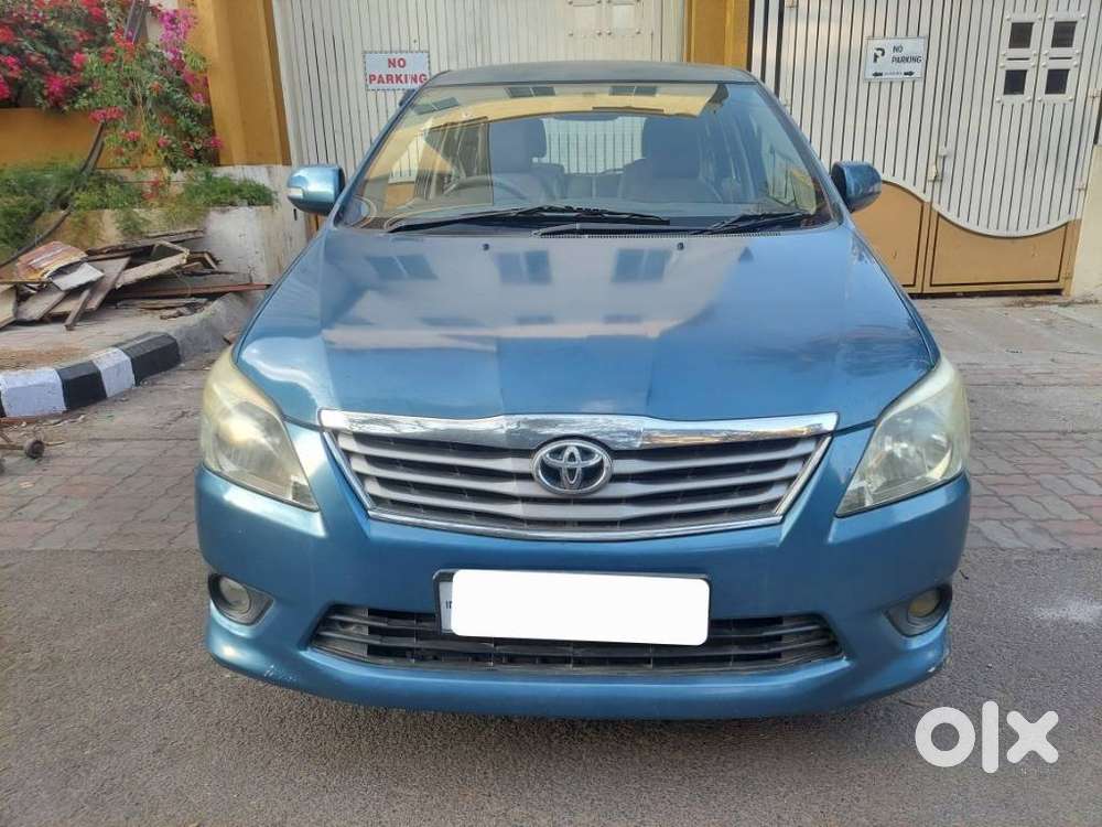 Toyota Innova 2.5 V 7 Str, 2012, Diesel
