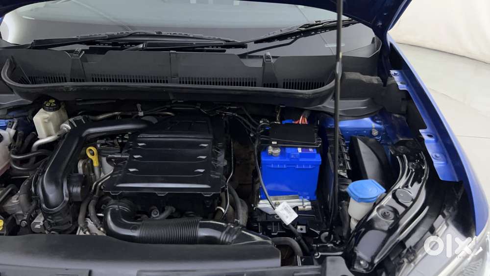 Volkswagen Taigun Topline 1.0 Tsi At (electric Seats), 2022, Petrol