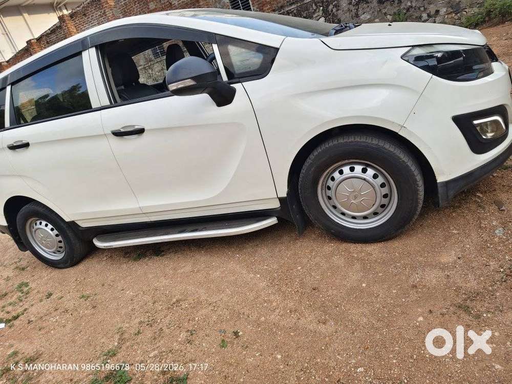 Mahindra Marazzo M2, 2018, Diesel
