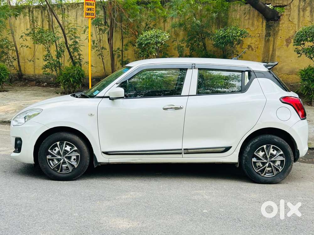Maruti Suzuki Swift Vvt Lxi, 2021, Petrol