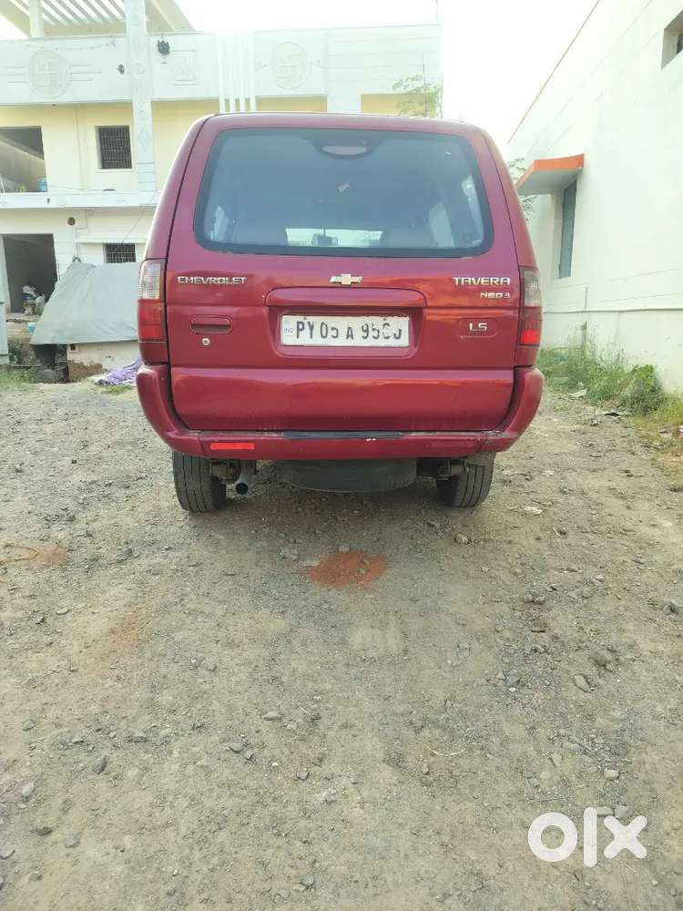 Chevrolet Tavera Neo 2016 Diesel 200000 Km Driven