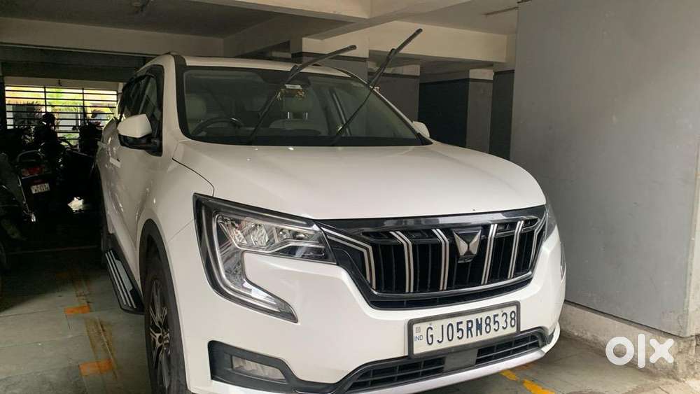 Mahindra Xuv700 Petrol Well Maintained