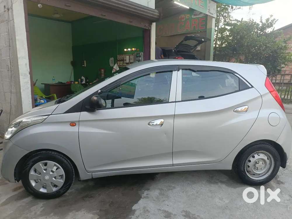 Hyundai Eon Era 2018 Model With Original Colour And Genuine Running