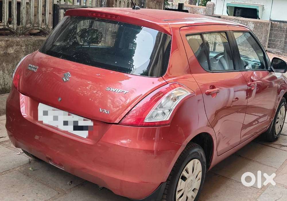 Maruti Suzuki Swift Vxi 1.2 Abs Bs-iv, 2014, Petrol