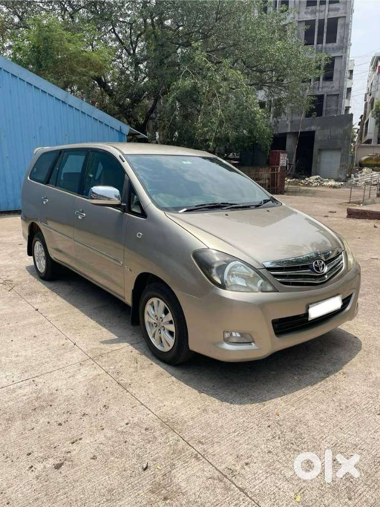 Toyota Innova 2004-2011 2.5 V Diesel 7-seater, 2010, Diesel