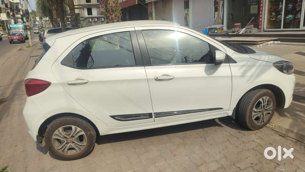 Tata Tiago 1.2 Revotron Xz, 2019, Petrol