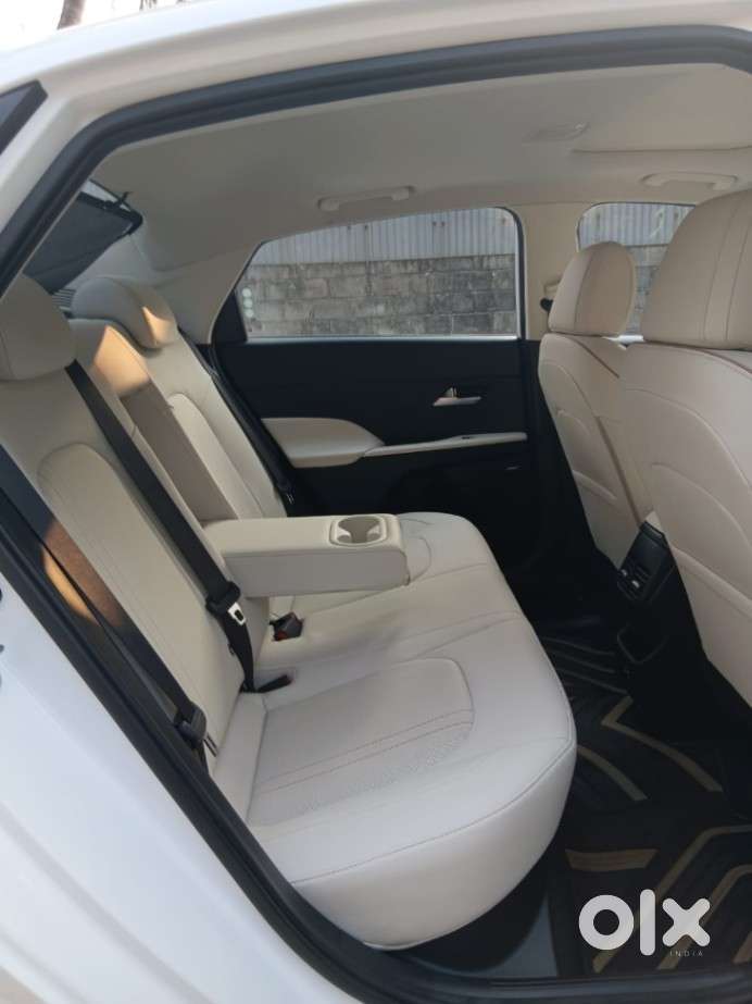 Hyundai Verna Sx(o) Petrol At, 2024, Petrol