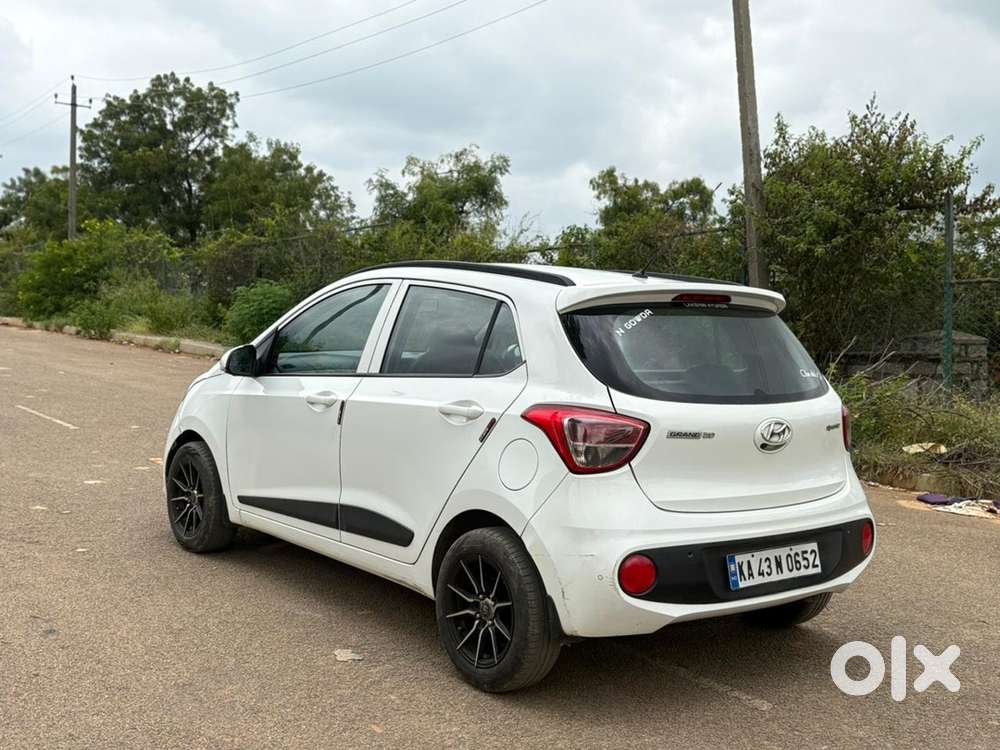 Hyundai I10 Sportz Diesel Manual 2019