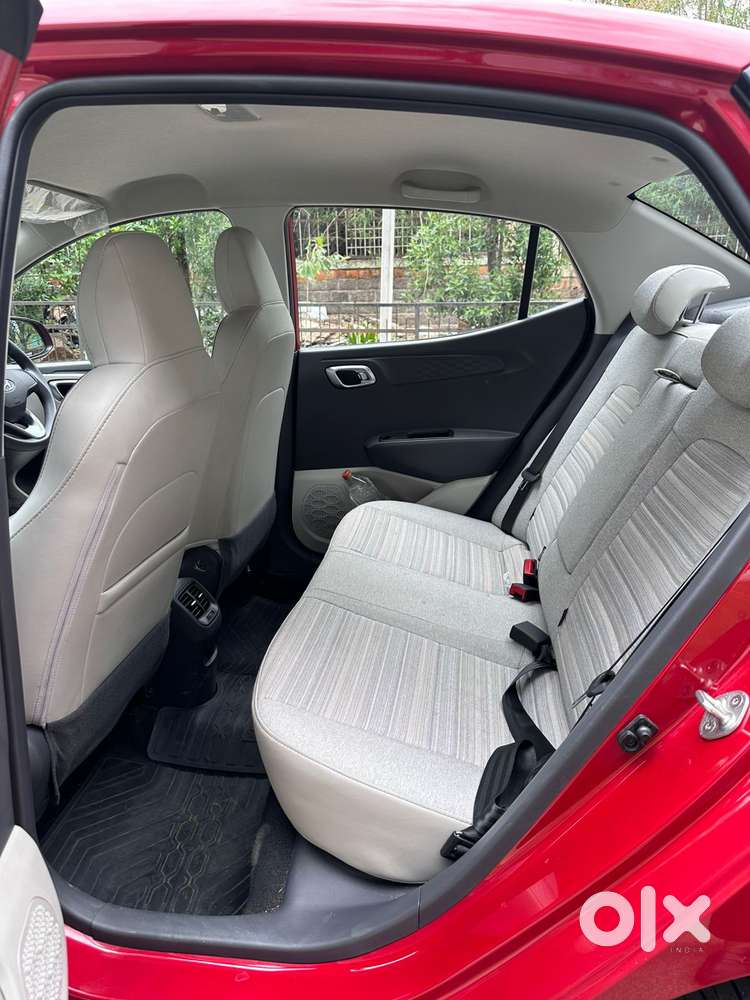 Hyundai Aura Sx Plus Automatic, 2022, Petrol