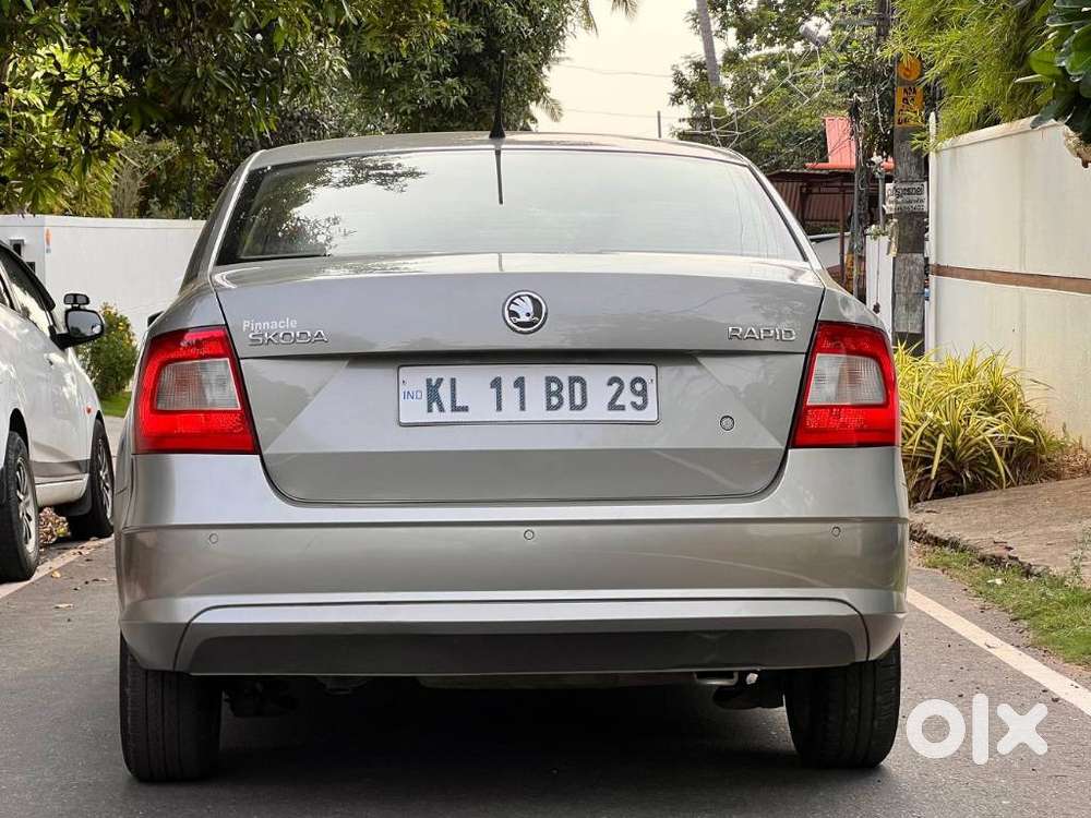 Skoda Rapid [2016-2021] 1.6 Mpi Style Plus, 2016, Petrol