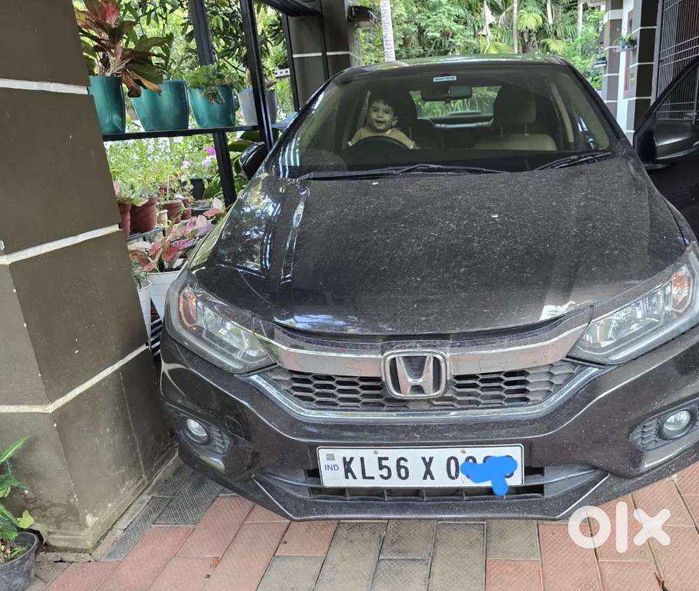 Honda City 4th Gen 2022 Model Full Company Service.no Cmplaint