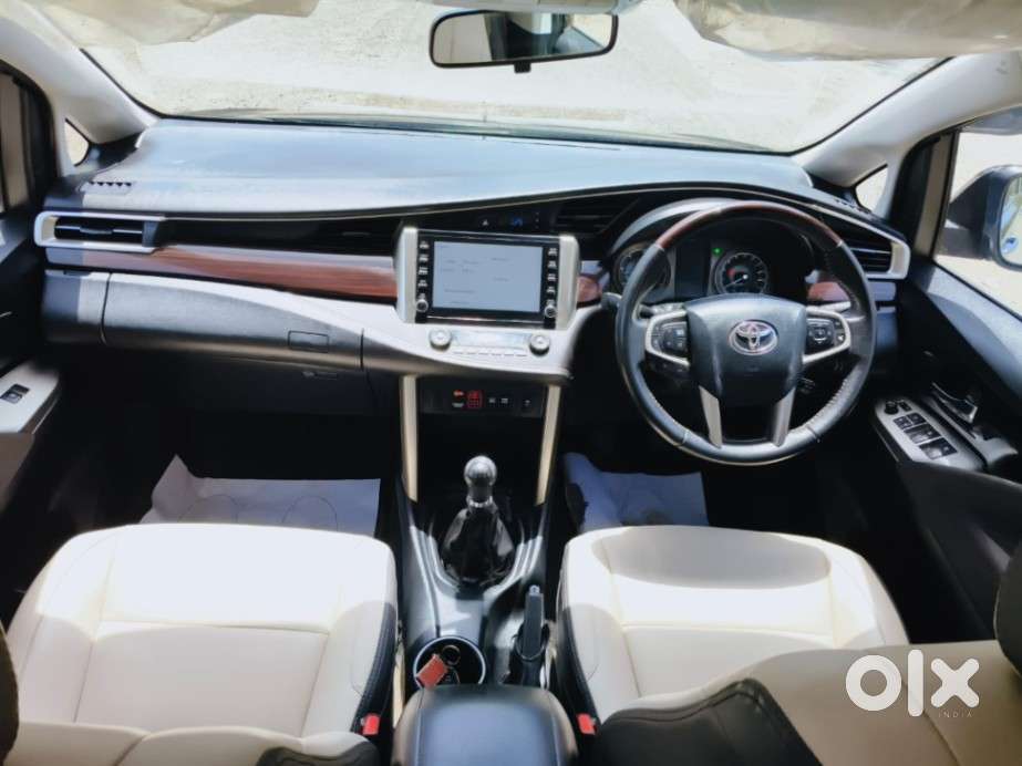 Toyota Innova Crysta 2.4 V, 2024, Diesel