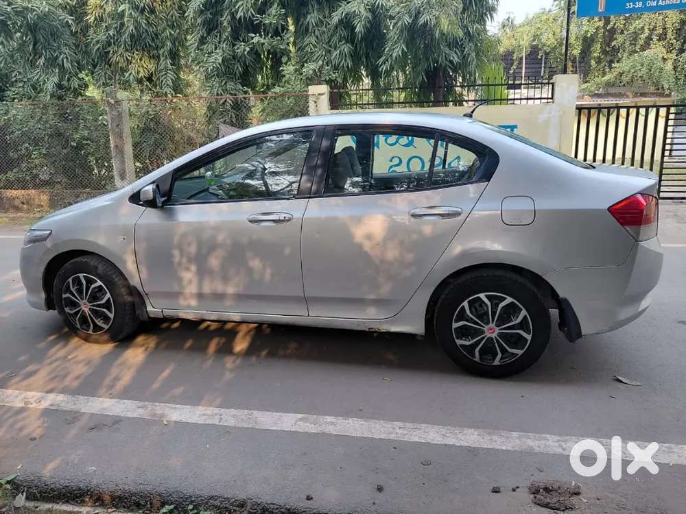 Honda City 2010 1.5 Mt Petrol