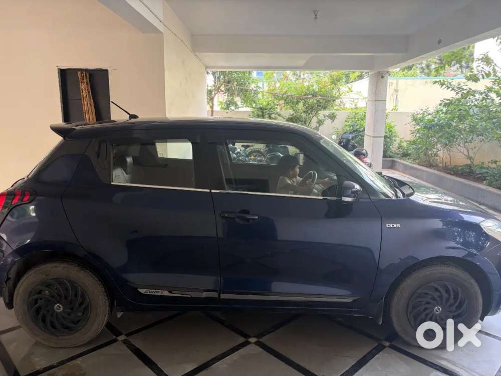 Maruti Suzuki Swift 2018 Diesel 93000 Km Driven