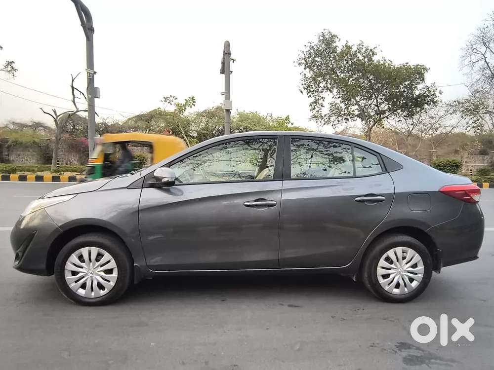 Toyota Yaris G Cvt, 2019, Petrol