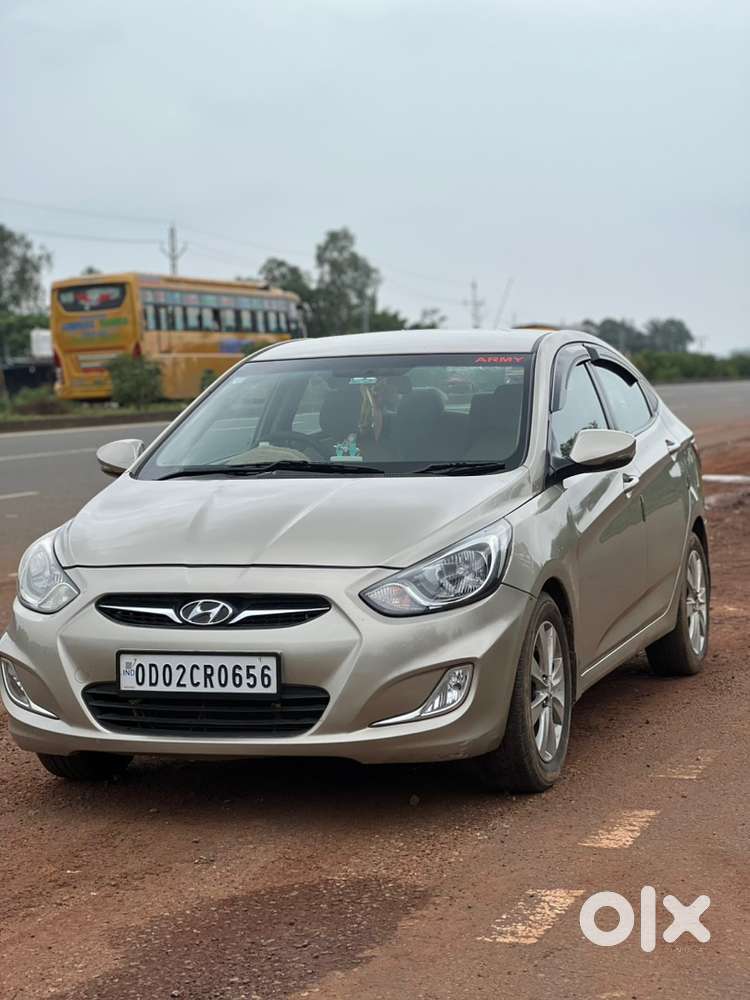 Hyundai Fluidic Verna 2011