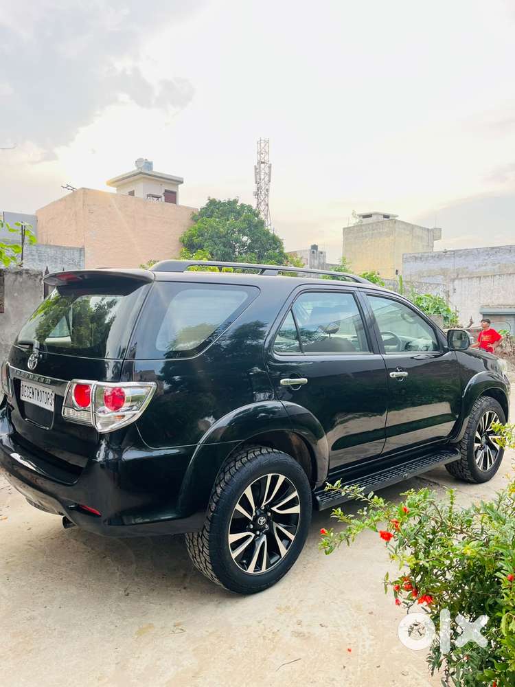 Toyota Fortuner 3.0 4x2 Automatic, 2013, Diesel