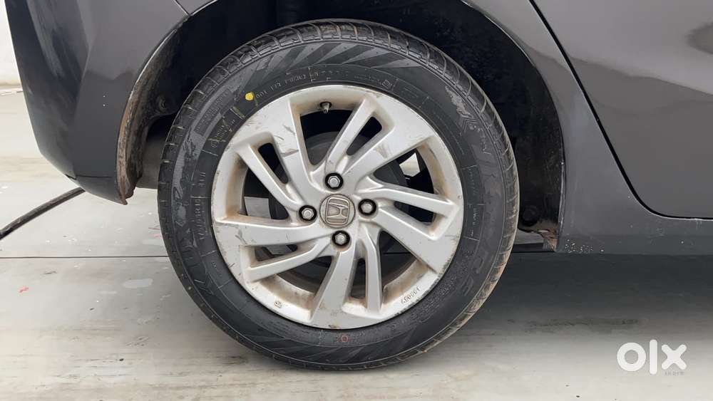 Honda Jazz [2020-2023] 1.2 Vx I-vtec Mt, 2019, Petrol