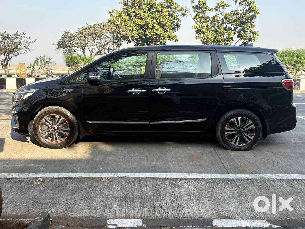 Kia Carnival Premium, 2020, Diesel
