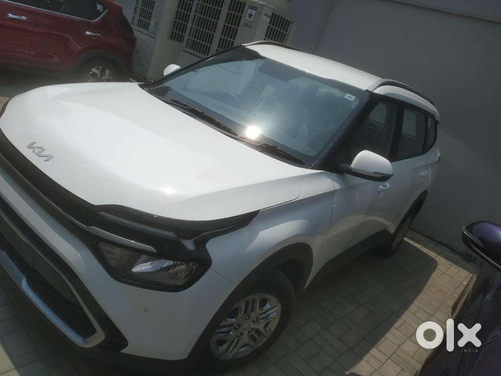 Kia Carens 2024 Petrol Manual