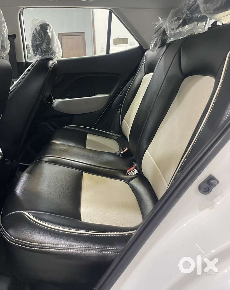 Hyundai Venue S (o) 1.2 Petrol Knight Edition, 2024, Petrol