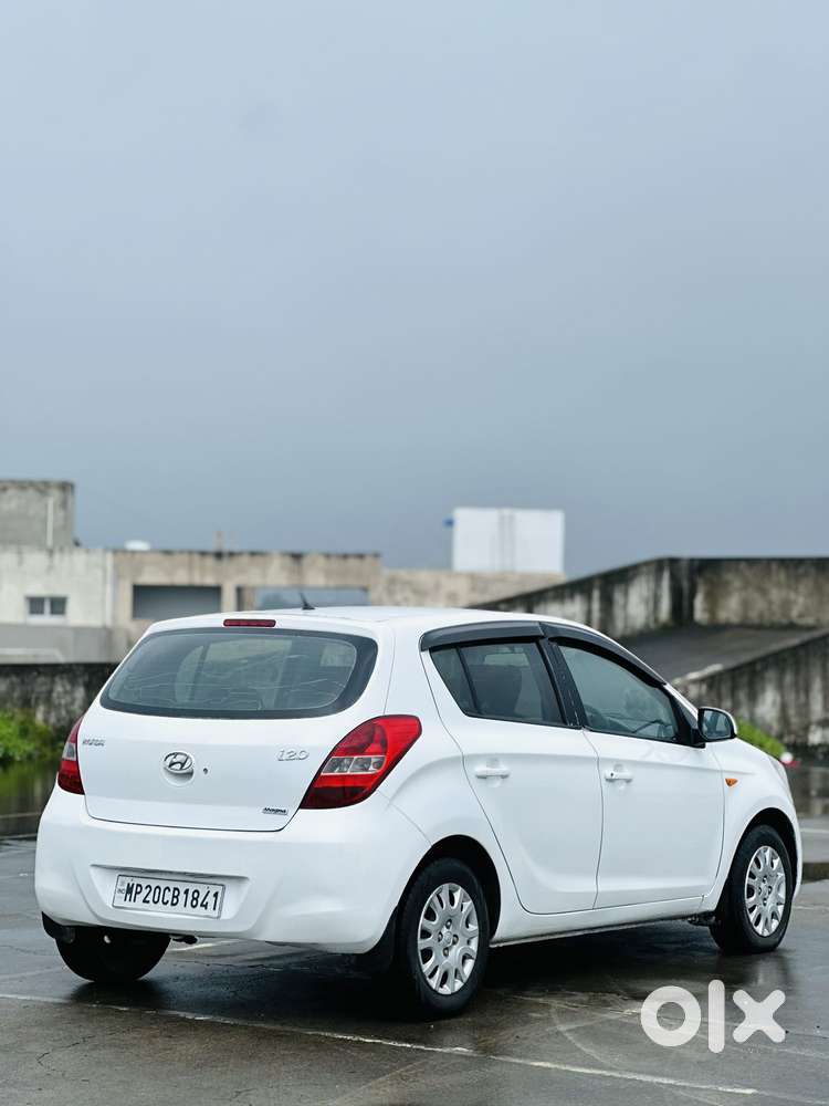 Hyundai I20 Magna, 2011, Petrol