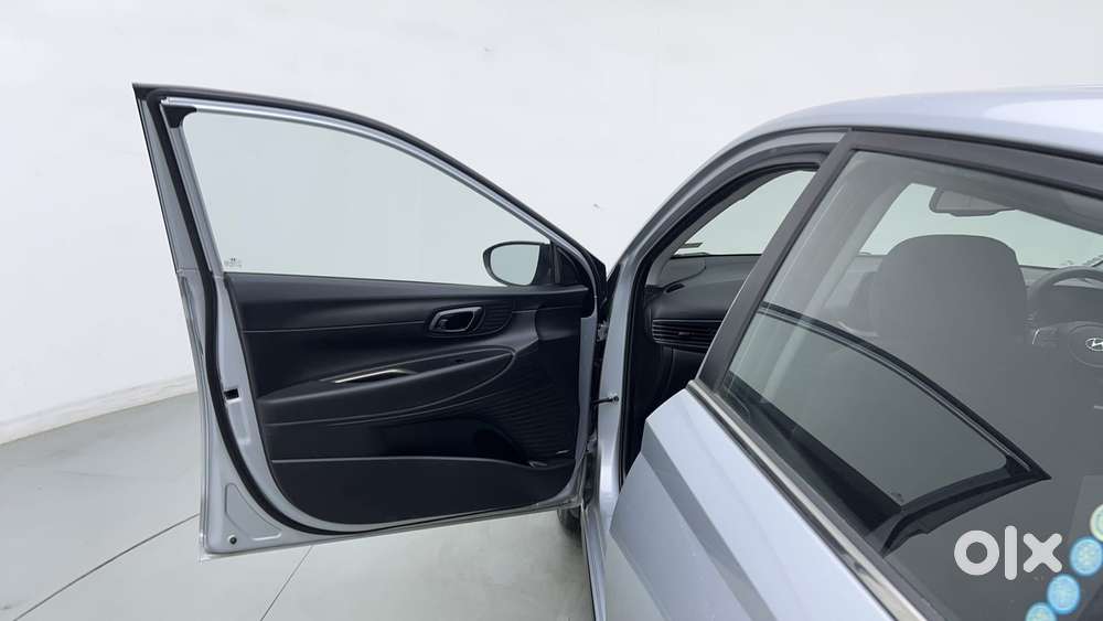 Hyundai New I20 1.2 Asta (o) Ivt, 2023, Petrol