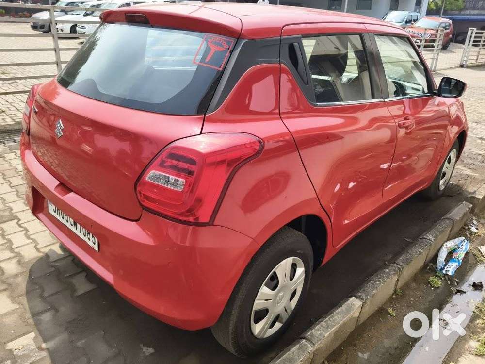 Maruti Suzuki Swift Vxi 1.2 Abs Bs-iv, 2019, Petrol