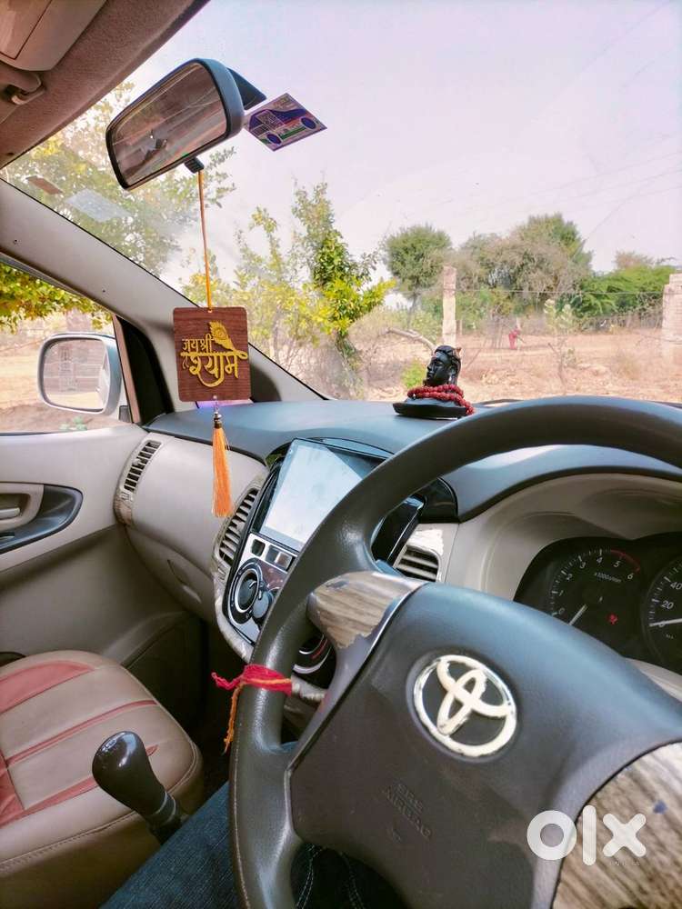 Toyota Innova 2014 Diesel Car