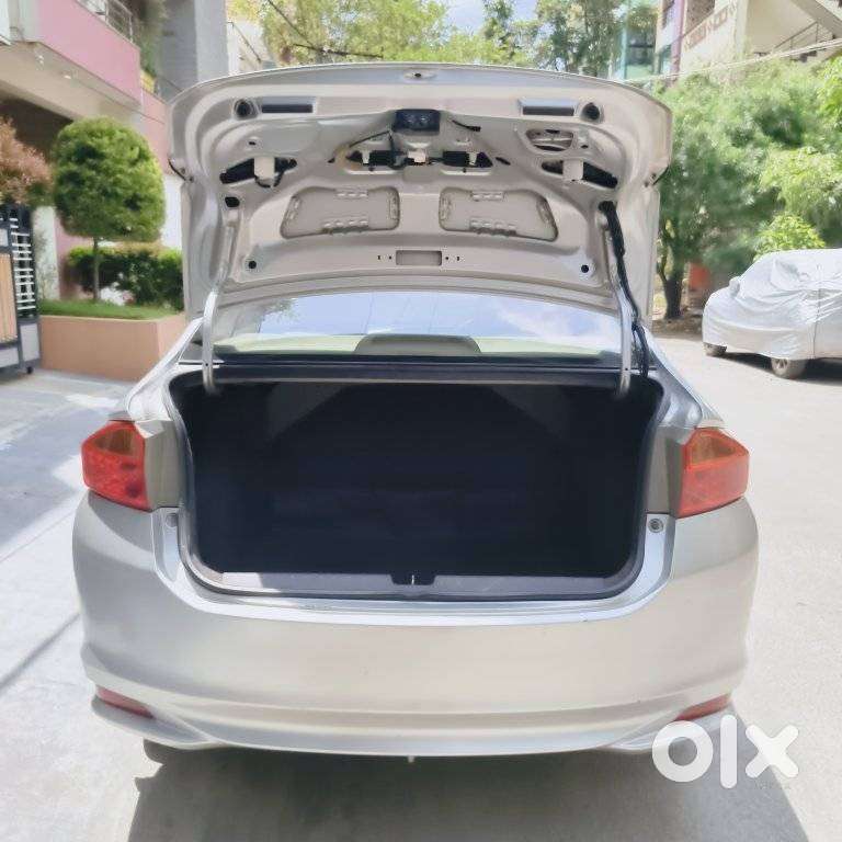 Honda City 1.5 V Mt Sunroof, 2014, Petrol