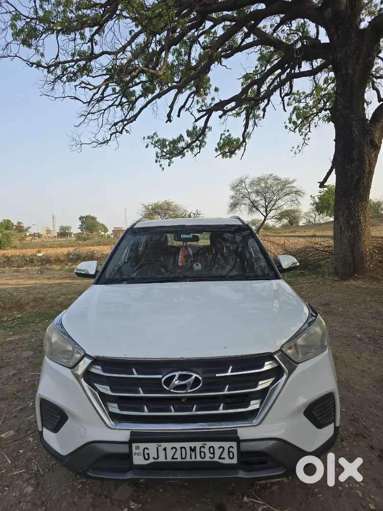 Must Car Hai Paisa Ko Kami Ki Vajah Se Bech Raha Hu