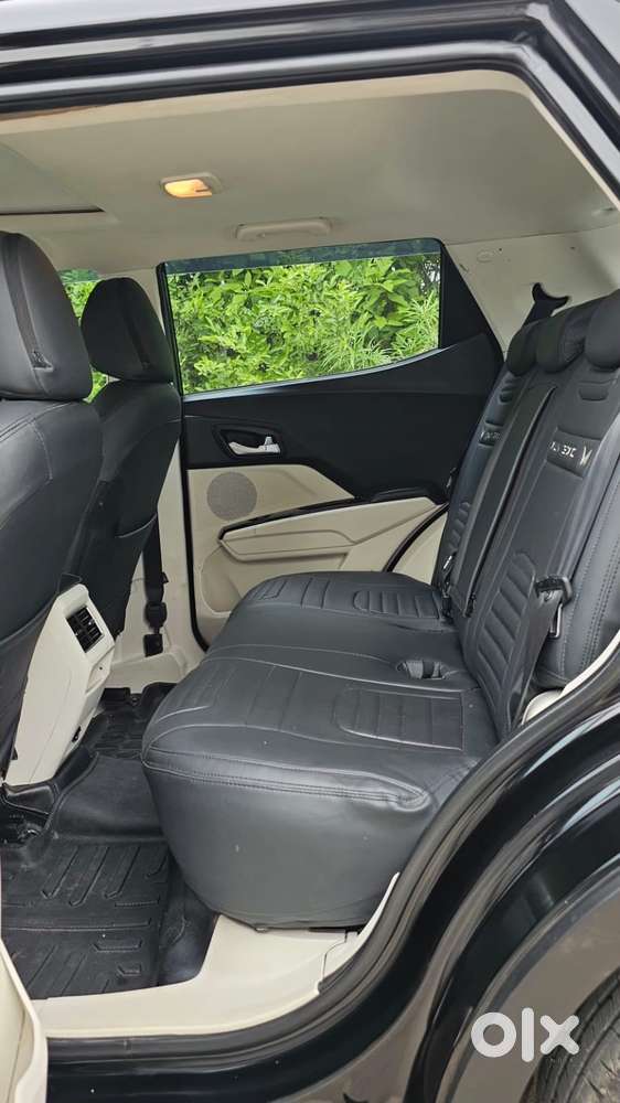 Mahindra Xuv 3xo Ax5 Ds Mt, 2024, Diesel