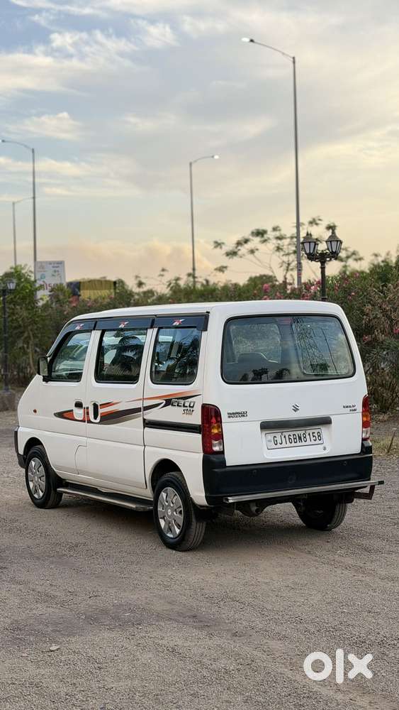 Maruti Suzuki Eeco 5 Str Ac (o), 2017, Cng & Hybrids