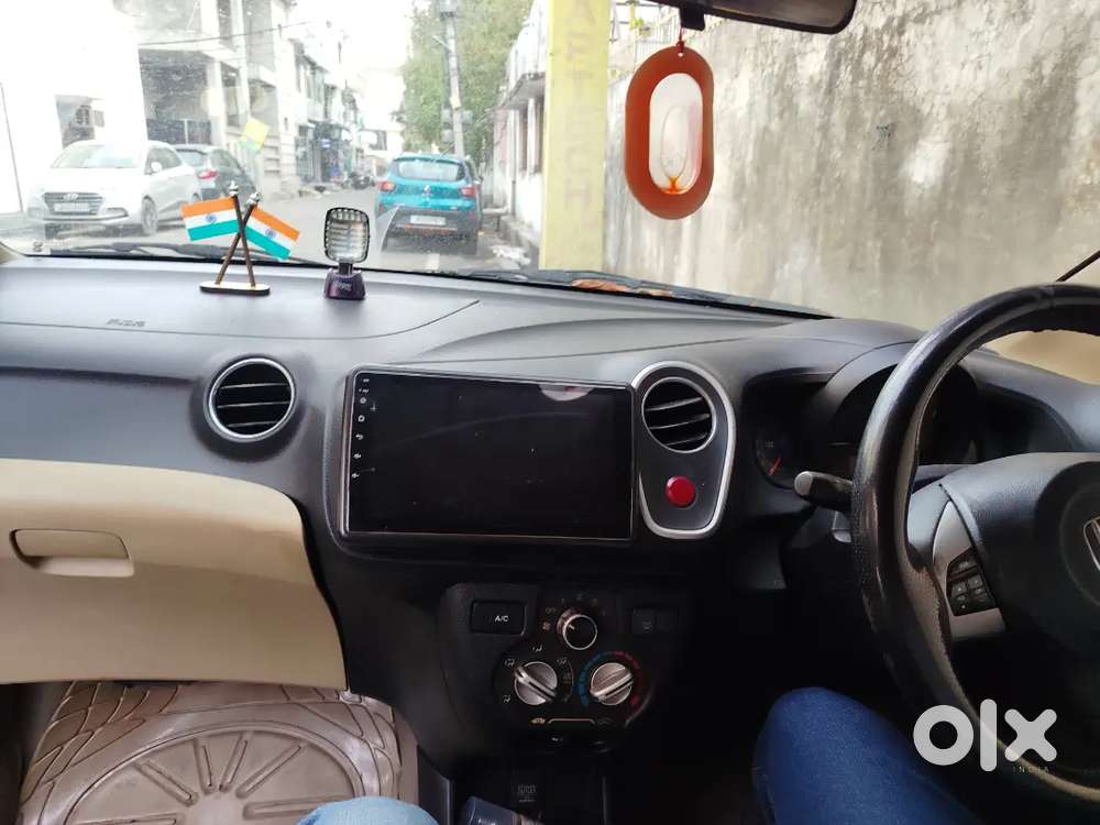Excellent Condition Car  Ending 2014model Seven Seater