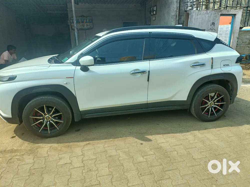 White Colour Fronx Good Condition For Sell