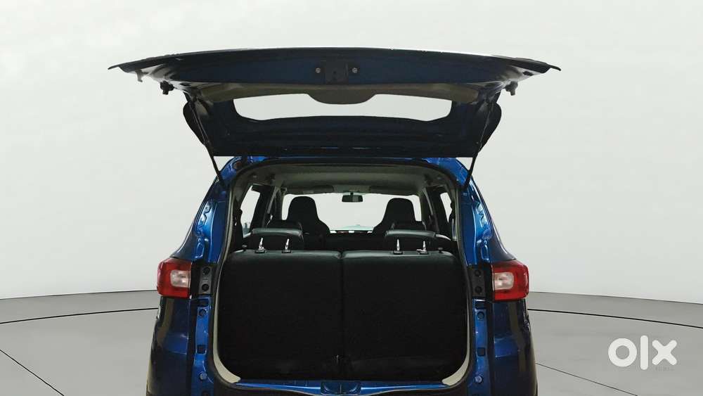 Renault Triber Rxl, 2021, Petrol