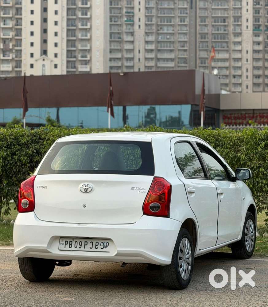 Toyota Etios Liva Trd Sportivo Petrol, 2012, Petrol