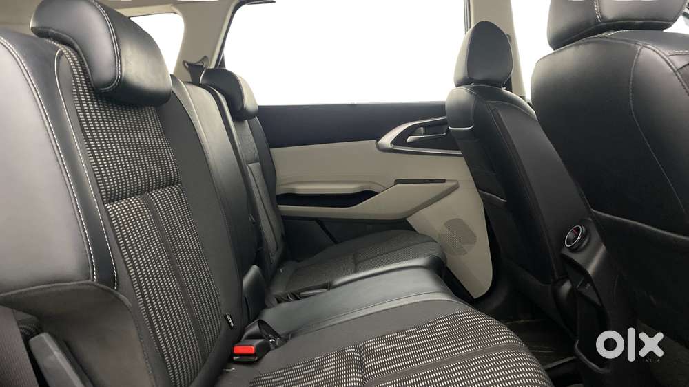 Kia Carens 1.5 Prestige Plus 7 Str Imt, 2023, Petrol
