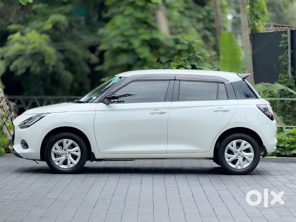 Maruti Suzuki Swift Vvt Zxi, 2024, Petrol