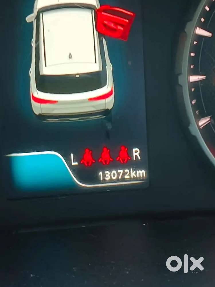 Maruti Suzuki Brezza 2024 Manual Smart Hybrid