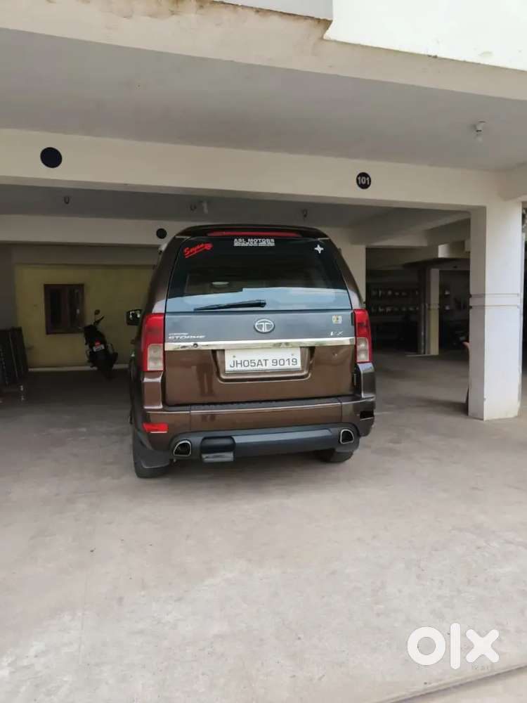 Tata Safari Storme 2013 With Robust Mileage