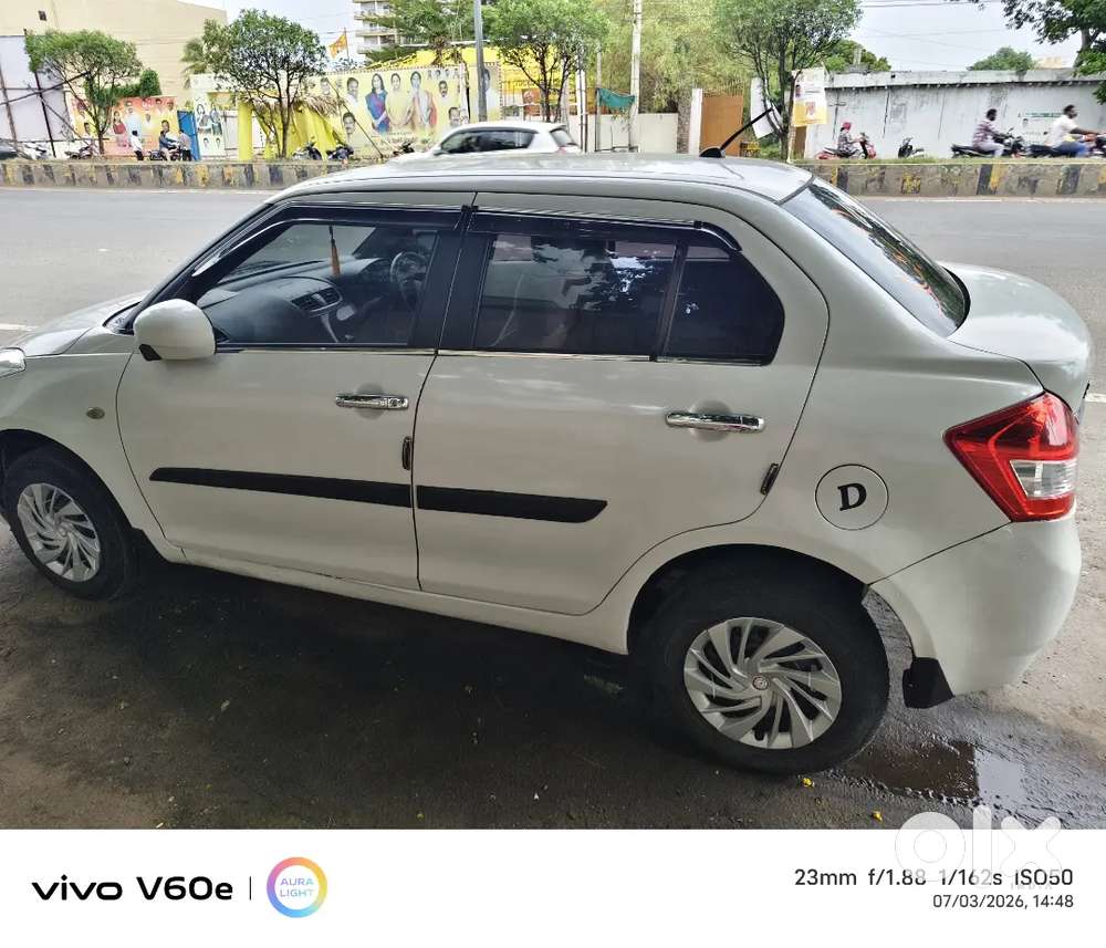 Maruti Suzuki Dzire 2014 Lxi Diesel Second