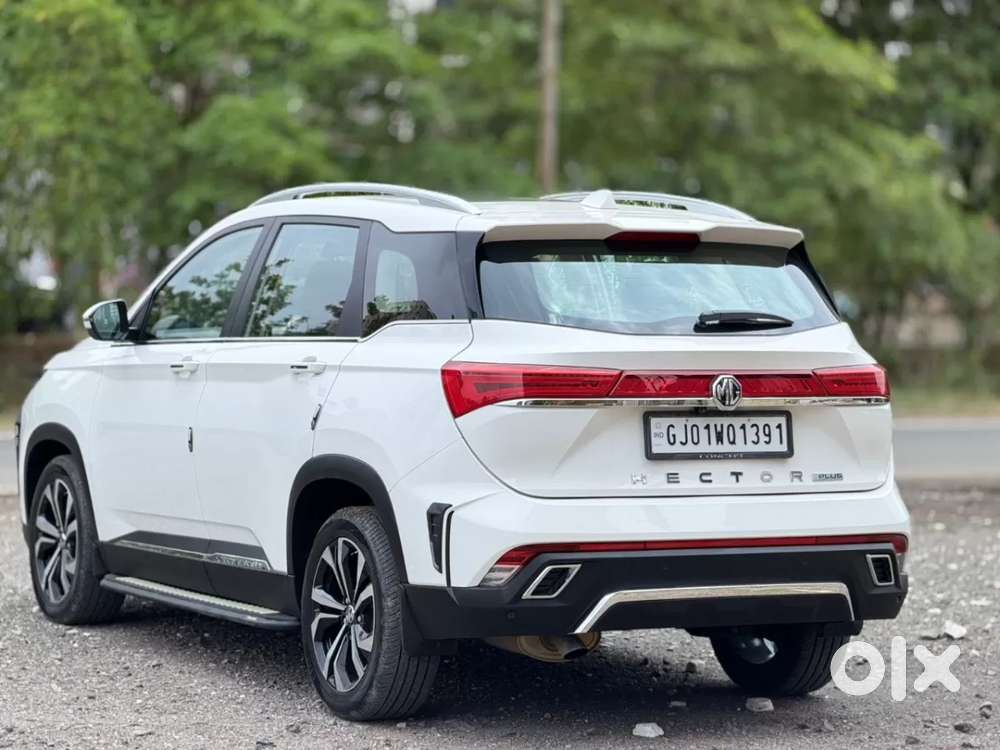 Mg Hector Plus Sharp Pro 1.5 Turbo Petrol Cvt 6 Str, 2023, Petrol