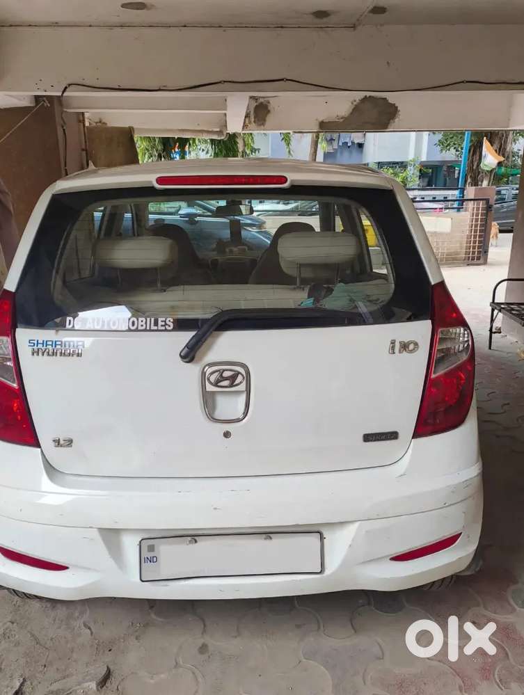 Hyundai I10 Sportz 2011