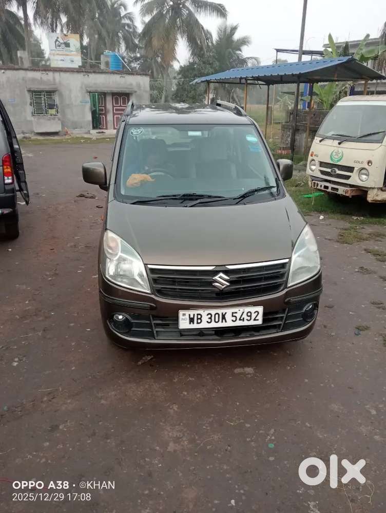 Maruti Suzuki 1000 Ac 2011 Petrol