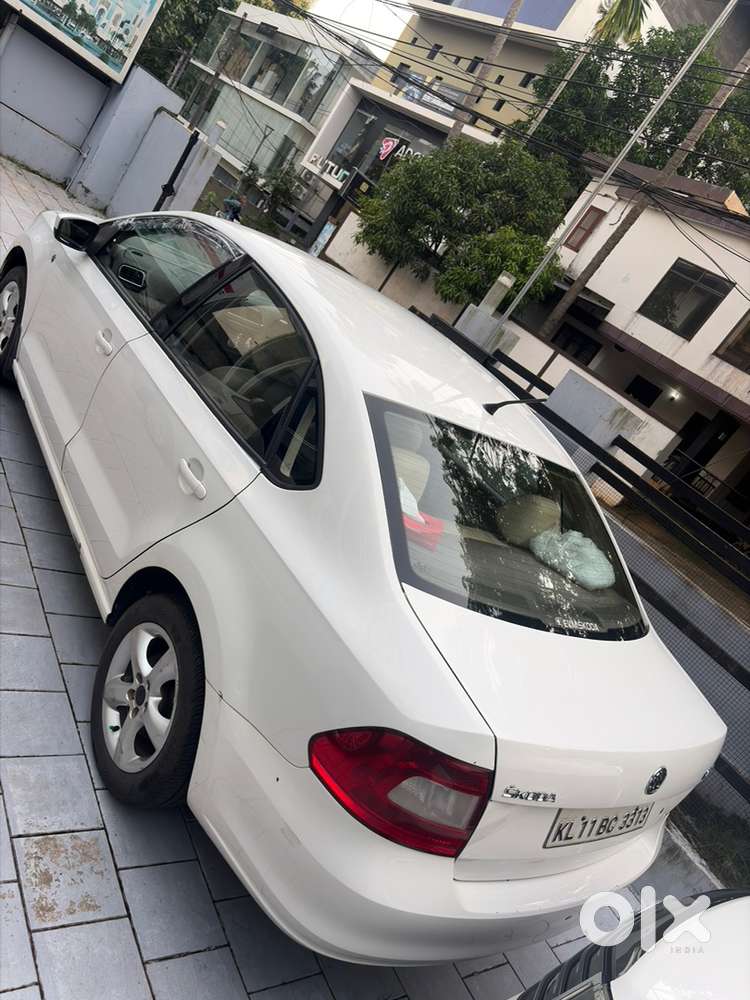 Skoda Rapid Diesel 2016 Variant