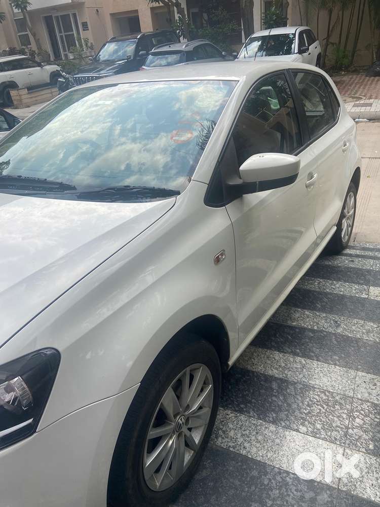 Volkswagen Polo Manual 2015 Year