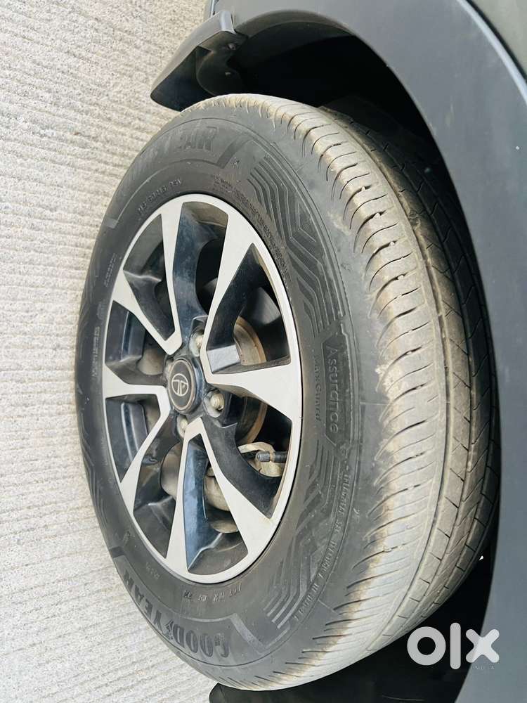 Tata Nexon 1.5 Revotorq Xz Plus Dual Tone, 2021, Petrol