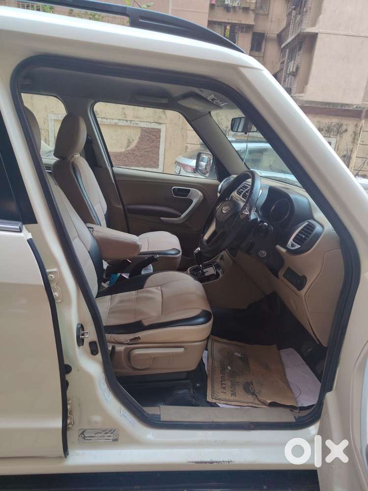 Mahindra Tuv 300 T8 Amt, 2017, Diesel